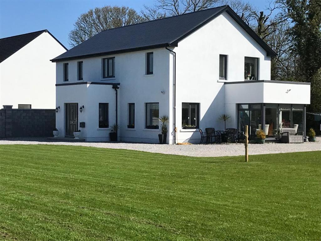 Ashlee Lodge, Shanagarry P25K6R6 Near Ballymaloe House & Garryvoe Hotel Екстер'єр фото